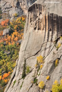 Mike Dobie and Andrew Hedesh view the line up Bundy Route on Hontaj Re/Waterfall Rock at the base of Pitch 4