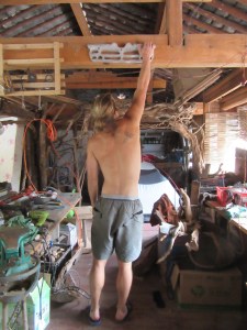 Example of increase shoulder elevation to get a hold